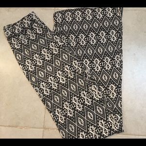 Hollister Flowy Palazo Patterned Flared Pants
